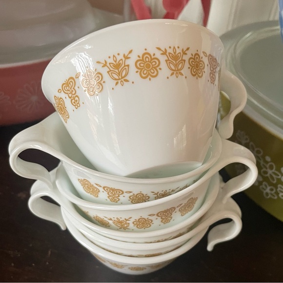 Vintage Corelle Pyrex Butterfly Gold Hook Handle Teacups❤️ - Picture 5 of 6